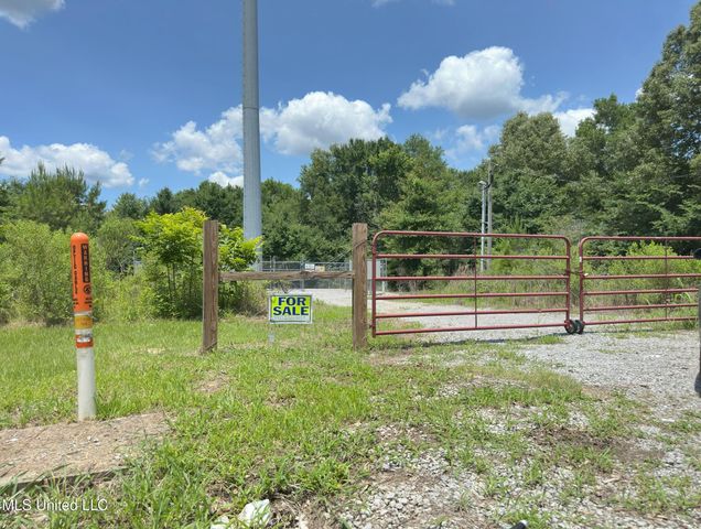 N Railroad Street, Canton, MS 39046