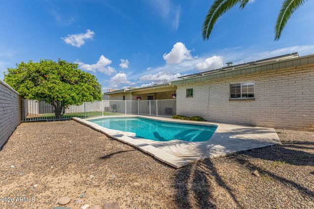 906 E JASMINE Street, Mesa, AZ 85203