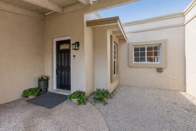 906 E JASMINE Street, Mesa, AZ 85203