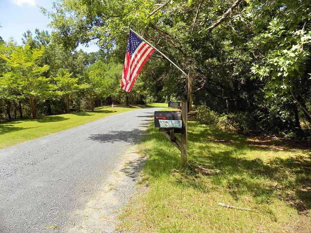 6370 Shilelagh Oaks Parkway, Ravenel, SC 29470