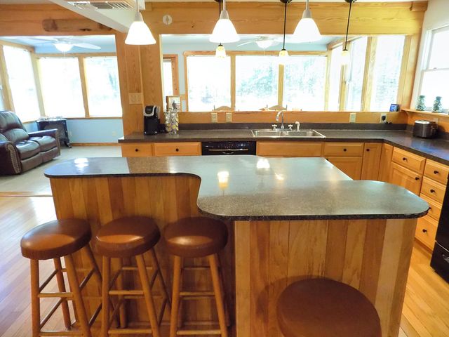 6370 Shilelagh Oaks Parkway, Ravenel, SC 29470