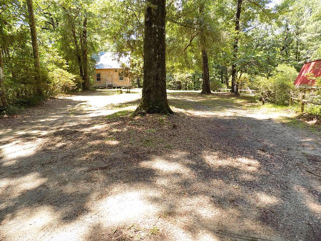 6370 Shilelagh Oaks Parkway, Ravenel, SC 29470