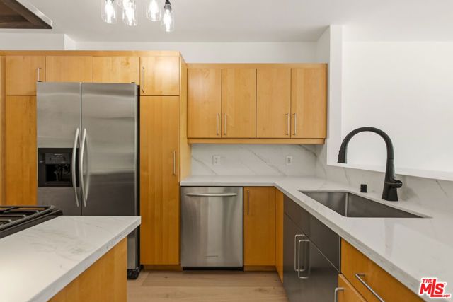 8787 Shoreham Drive 802, West Hollywood, CA 90069