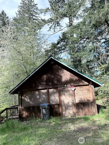 3780 S Mission Road W, Bremerton, WA 98312