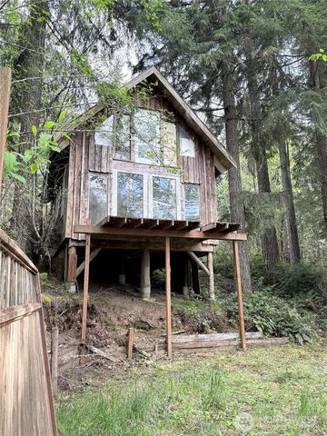 3780 S Mission Road W, Bremerton, WA 98312