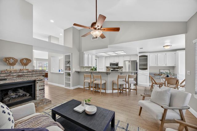 6406 Kilbeggan Way, Elk Grove, CA 95758