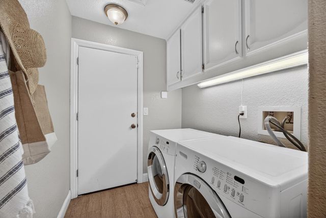 6406 Kilbeggan Way, Elk Grove, CA 95758