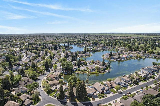 6406 Kilbeggan Way, Elk Grove, CA 95758