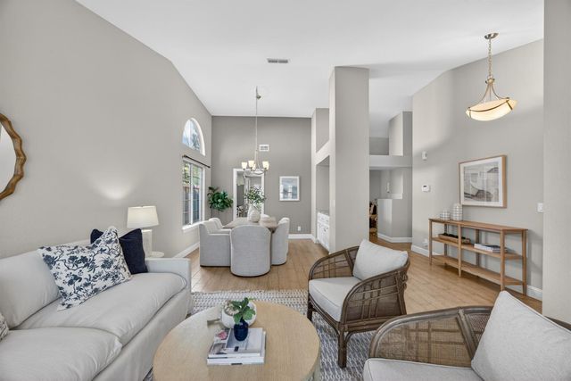 6406 Kilbeggan Way, Elk Grove, CA 95758