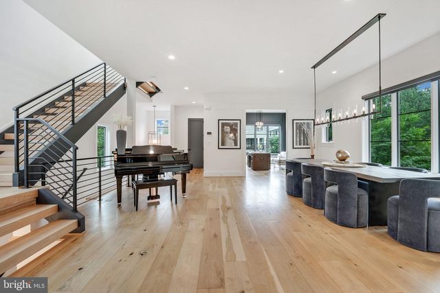 1452 BUENA VISTA AVE, Mclean, VA 22101