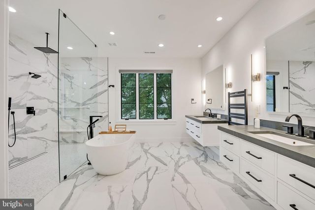 1452 BUENA VISTA AVE, Mclean, VA 22101