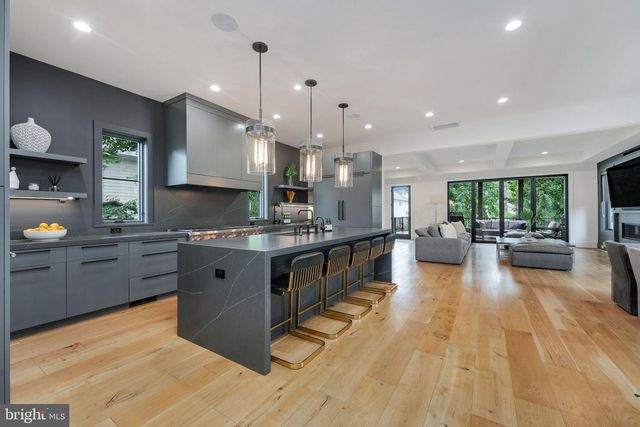 1452 BUENA VISTA AVE, Mclean, VA 22101