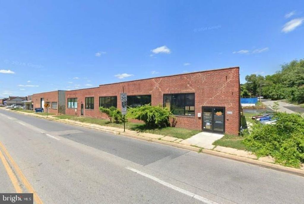 2950 LOCH RAVEN RD, Baltimore, MD 21218