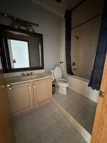 910 S MICHIGAN Avenue 1615, Chicago, IL 60605