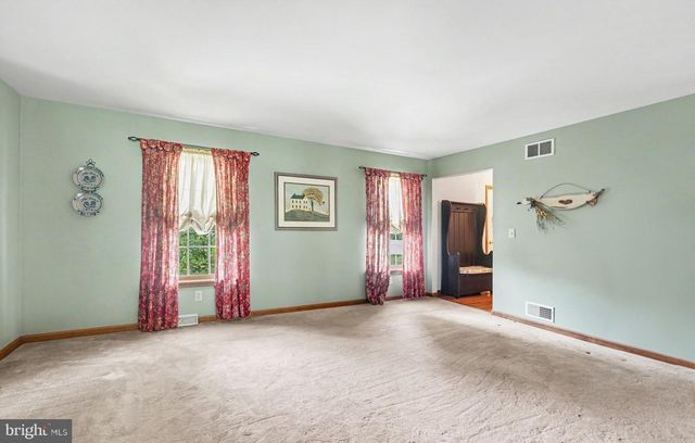 312 BARLEY DR, Duncannon, PA 17020