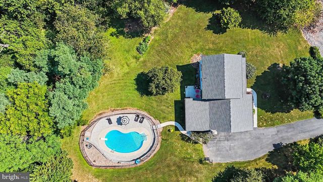 312 BARLEY DR, Duncannon, PA 17020