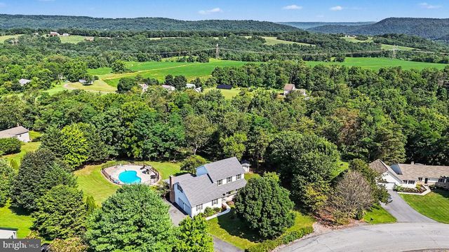 312 BARLEY DR, Duncannon, PA 17020
