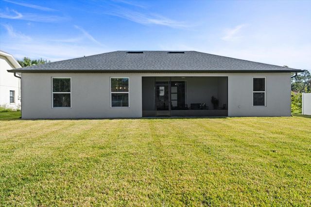 97 Robinson Drive, Palm Coast, FL 32164