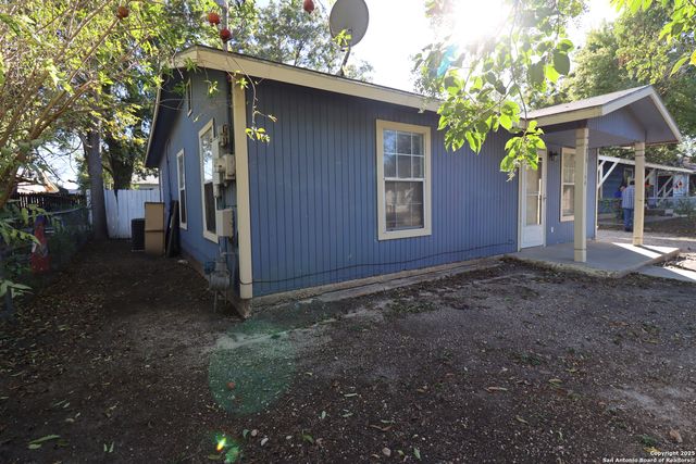 164 Grapeland, San Antonio, TX 78214