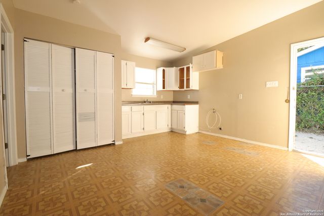 164 Grapeland, San Antonio, TX 78214