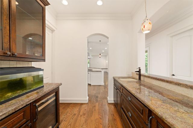4102 Gramercy Street, Houston, TX 77025