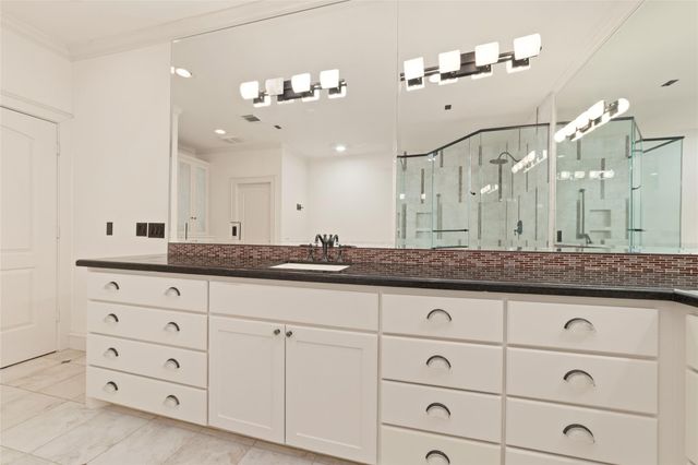 4102 Gramercy Street, Houston, TX 77025