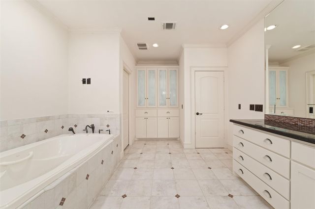 4102 Gramercy Street, Houston, TX 77025