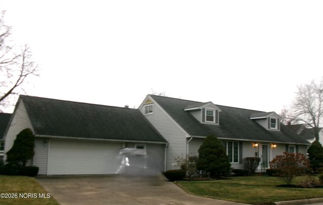 303 S Poplar Street, Leipsic, OH 45856