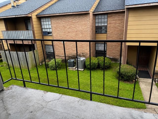 9090 S Braeswood Boulevard 48, Houston, TX 77074