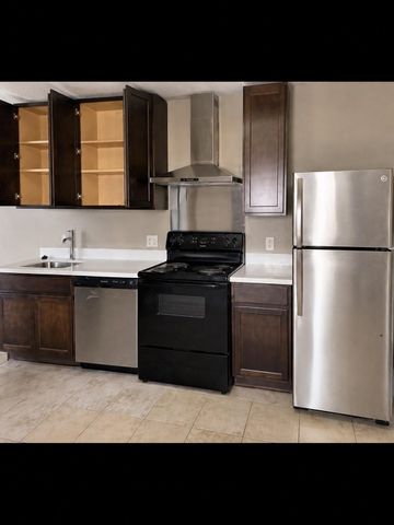 9090 S Braeswood Boulevard 48, Houston, TX 77074