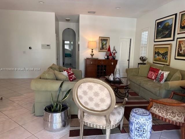 10601 SW 128th St, Miami, FL 33176