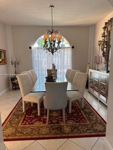 10601 SW 128th St, Miami, FL 33176