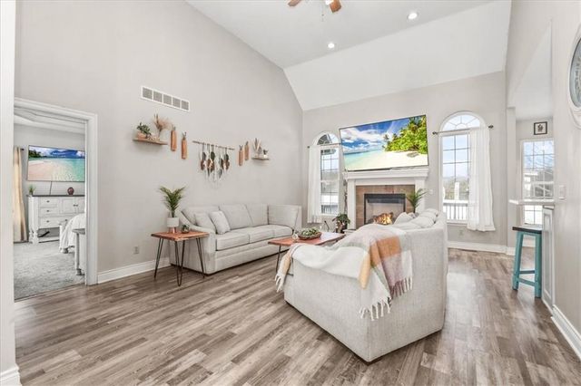 608 Mulberry Street, Pleasant Hill, MO 64080