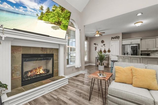 608 Mulberry Street, Pleasant Hill, MO 64080