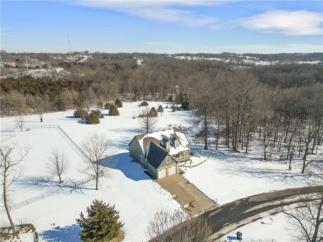 608 Mulberry Street, Pleasant Hill, MO 64080