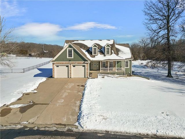 608 Mulberry Street, Pleasant Hill, MO 64080