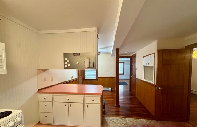 16 Winona Ave, Fairhaven, MA 02719