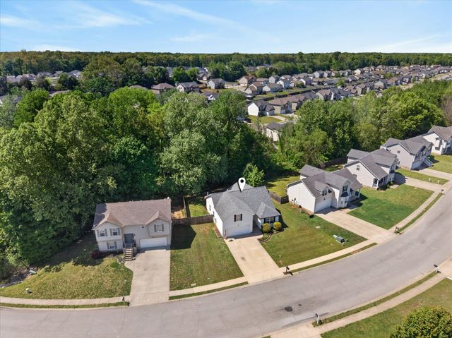 1481 Mutual Dr, Clarksville, TN 37042