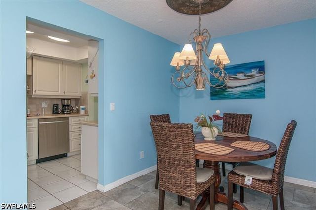1400 Pompei LN S-21, Naples, FL 34103