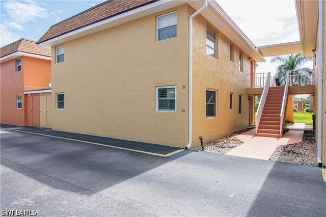 1400 Pompei LN S-21, Naples, FL 34103