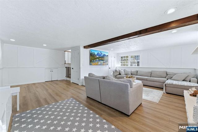 55 Somerset Drive, Woodcliff Lake, NJ 07677