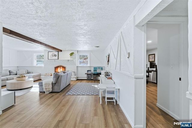 55 Somerset Drive, Woodcliff Lake, NJ 07677