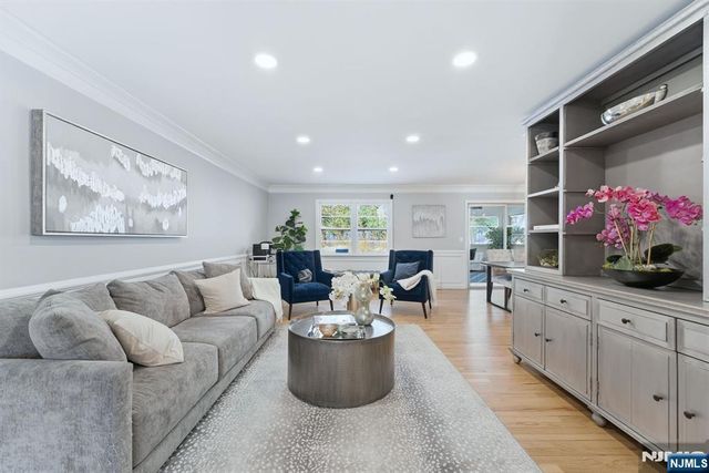 55 Somerset Drive, Woodcliff Lake, NJ 07677