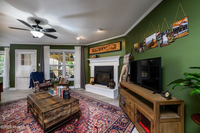 318 Magellan Drive, New Bern, NC 28560