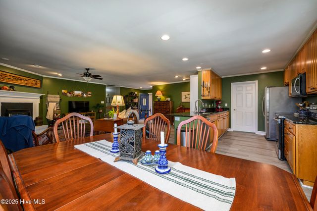 318 Magellan Drive, New Bern, NC 28560