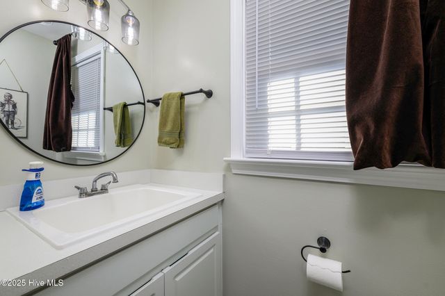 318 Magellan Drive, New Bern, NC 28560