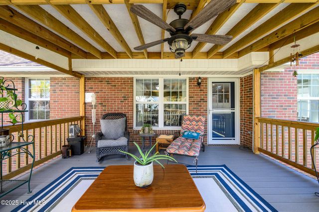 318 Magellan Drive, New Bern, NC 28560