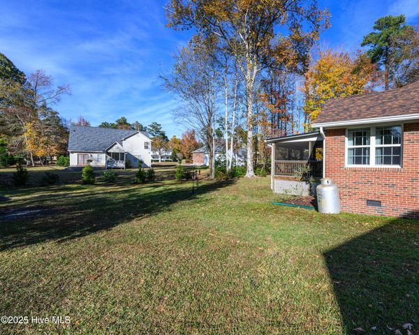 318 Magellan Drive, New Bern, NC 28560