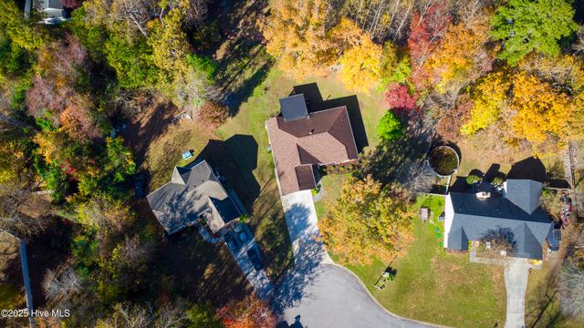 318 Magellan Drive, New Bern, NC 28560