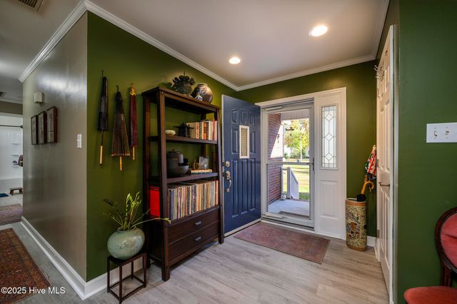 318 Magellan Drive, New Bern, NC 28560